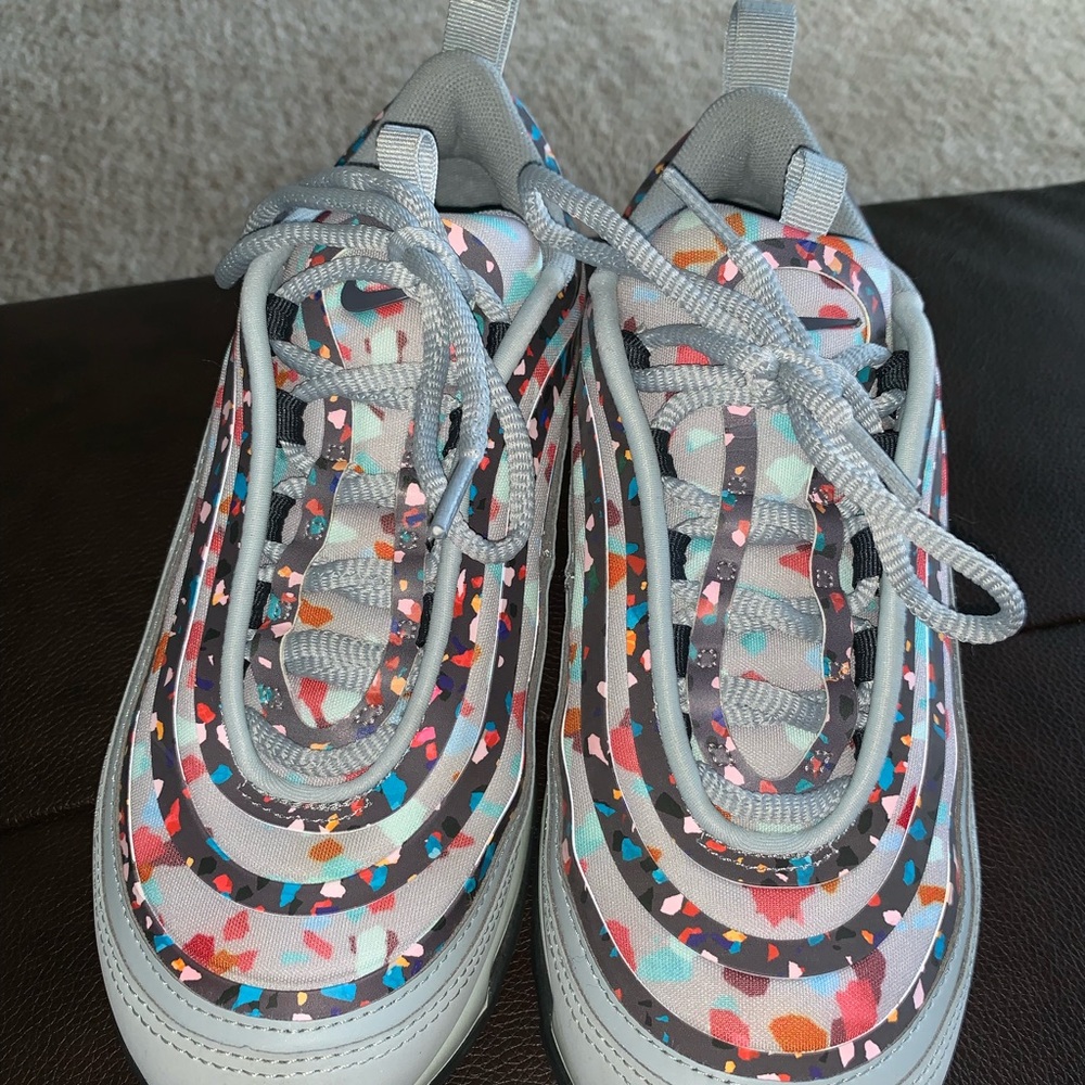 Women sneakers